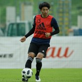 柴崎岳はボランチ それともトップ下 紅白戦でテストされた本人の見解は サッカーダイジェストweb 柴崎岳はボランチ それともトップ下 紅白戦でテストされた本人の見解は サッカーダイジェストweb