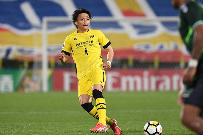 柏レイソル　中谷進之介　ユニフォーム 新品 2017年 柏レイソル 中谷進之介選手 ホーム ユニフォーム XOサイズ