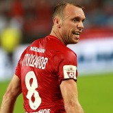 ワインとフルーツを手に裸で ロシア代表のスター選手が不倫現場を妻に 撮影 される サッカーダイジェストweb