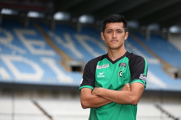 この前雄太と試合したときの写真です」植田直通がベルギーでの”大津