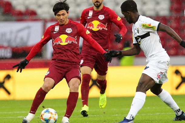 まるで“10番”の選手のような活躍ぶりだ」ザルツブルク地元紙も絶賛