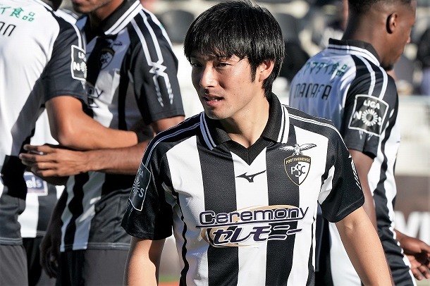 【公式販売サイン入り】ポルティモネンセ　ユニフォーム　Lサイズ　中島翔哉　タグ付 ポルティモネンセ、中島翔哉のユニフォームが販売開始！ | 【公式