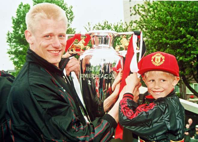 値下げ交渉可！ レスター・シティ シュマイケル（M） schmeichel 20160530_zieler_getty.jpg