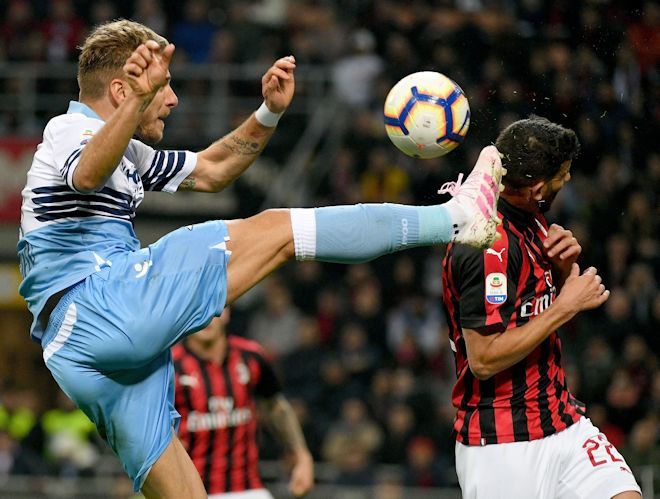 ミランvsラツィオ戦で両軍あわや大乱闘の揉み合いに！“狂犬