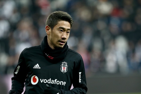 香川真司選手　トルコ・ベシクタシュ移籍記念限定公式T シャツ news_slider_265749_1.jpg?time=