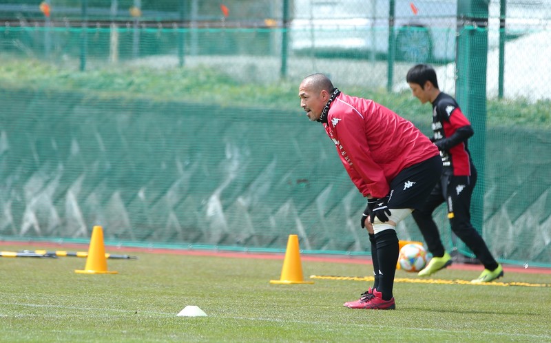突然 口にした 引退予告 小野伸二の その時 はいつになる サッカーダイジェストweb 突然 口にした 引退予告 小野伸二の その時 はいつになる サッカーダイジェストweb
