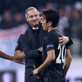 選手投票で決まるブンデスの今季ベスト11に長谷部誠 フランクフルトからヨビッチ ヒュッター監督とともに選出 サッカーダイジェストweb 選手投票で決まるブンデスの今季ベスト11に長谷部誠 フランクフルトからヨビッチ ヒュッター監督とともに選出 サッカーダイジェストweb