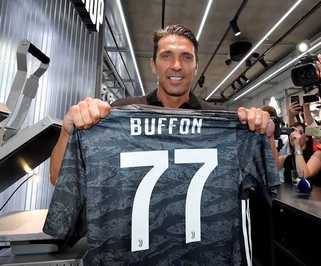 ジャンルイジ・ブッフォン　ユニフォームJUVENTUS時代 ユベントス サッカーユニフォーム メンズ SIZE L グリーン 【1