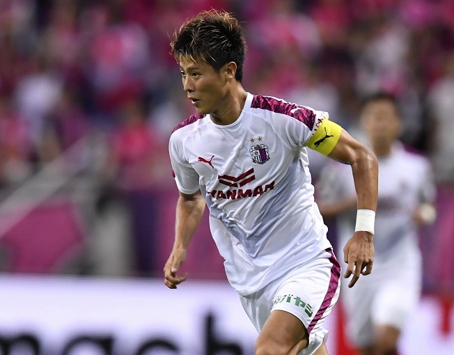 セレッソ大阪　ウォームアップウェア　柿谷曜一朗 柿谷曜一朗の芸術ミドル弾でC大阪が勝利、暫定4位に浮上！札幌は連敗