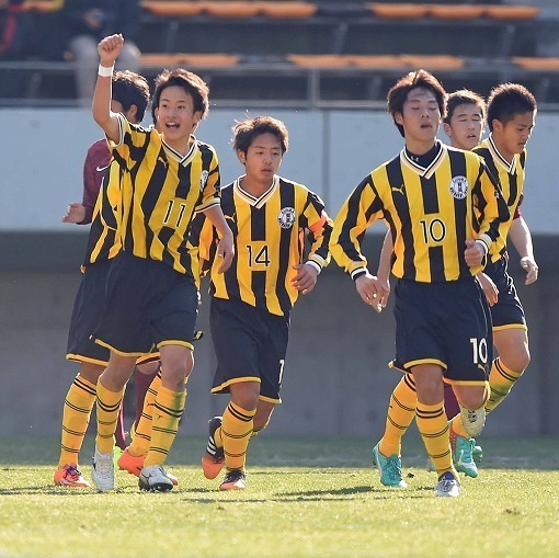 高校選手権】前橋育英 4-0 京都橘｜攻撃陣の閉塞感も消し去った