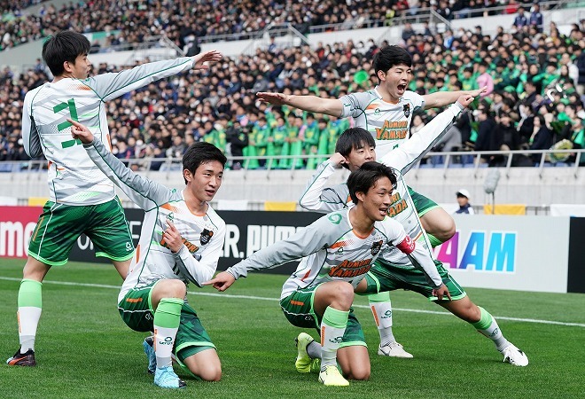 準決勝】青森山田が2連覇へ王手！1年生MF松木の今大会4得点目などで