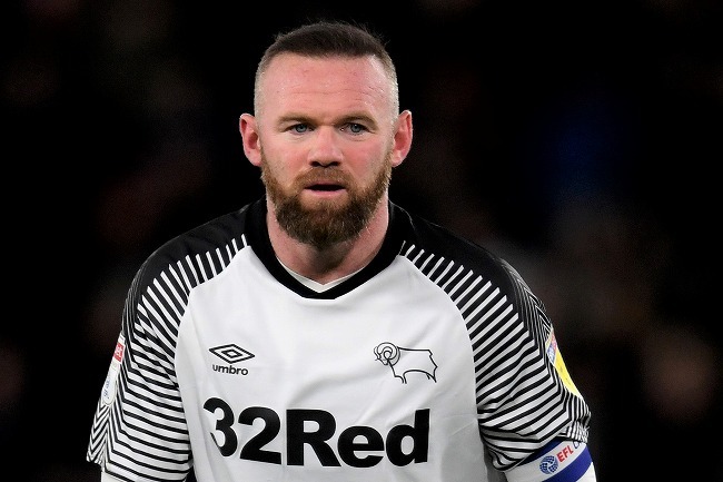 カネのためなのか？」「絶対に許さない」元イングランド代表ルーニーが