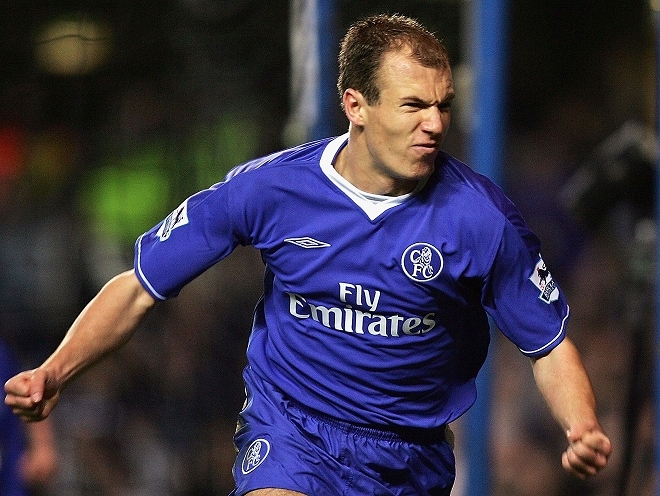 コリンシアン・セレクト500【アリエン・ロッベン＊チェルシー/アウェイ】×３体 Amazon.co.jp: アリエン・ロッベン写真に8 