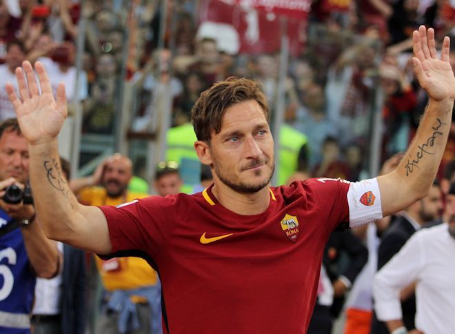 酷かった」「挨拶をしたくない人も…」トッティが3年前の引退試合を