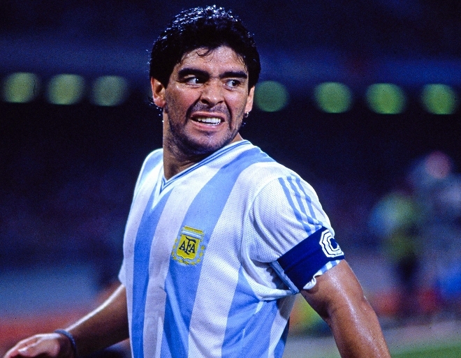 サッカー　元アルゼンチン代表　ディエゴ・マラドーナ 記念マフラー サッカー 元アルゼンチン代表 ディエゴ・マラドーナ 記念