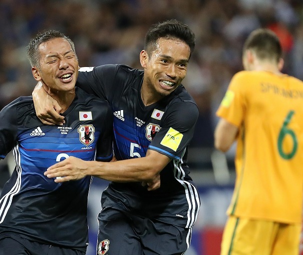 今回が一番嬉しい と漏らした長友佑都 なぜロシア行きは格別だったのか W杯アジア最終予選を突破した日 サッカー スポーツブル スポブル