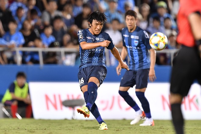 Fkのタイミングが独特 ドリブルもパスも上手い 歴代jベスト11 で多くの票を集めた中村俊輔は サッカーをするために生まれてきた人 サッカー スポーツブル スポブル