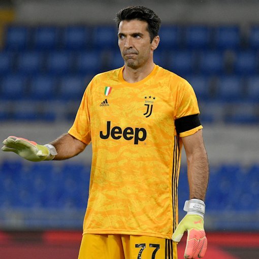 本当に42歳？」「偉大なナンバーワン」「聖人だ」神セーブ連発の