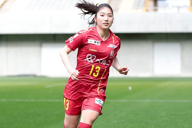 めっちゃイケメン」「本並とか永島系」INAC仲田歩夢が“父の日”に投稿