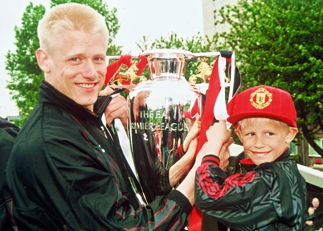 シュマイケルの息子がやってくる！」伝説守護神の“二世”がマンUに!? 大