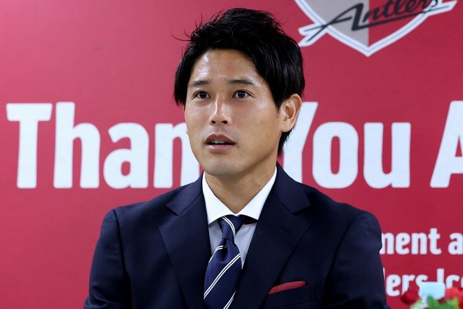 新品　JFA　proライセンス スウェット　移動着　シャツ 長谷部誠　内田篤人 新品 JFA proライセンス スウェット 移動着 シャツ 長谷部誠 内田篤人