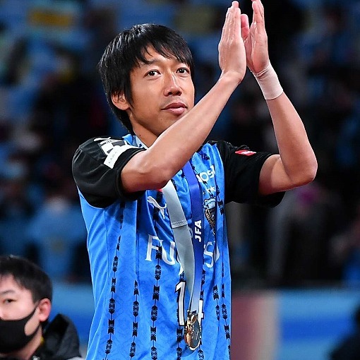 第100回大会決勝戦サッカー天皇杯公式球 川崎フロンターレ 中村憲剛