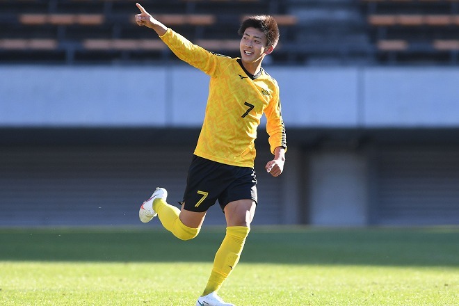 仙台育英が2年生MF島野怜のハットトリックで初戦突破！3－0で