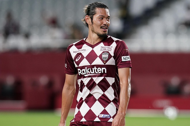 イニエスタ以上に欠かせない選手 神戸公式が公開した山口蛍の厳選プレー集にファン絶賛 サッカーダイジェストweb