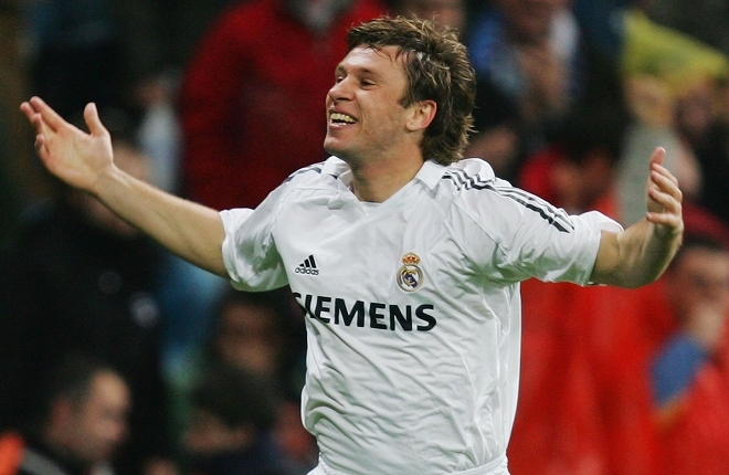 サッカー元イタリア代表クリスティアン・ヴィエリ　サイン入りユニフォーム クリスティアン・ヴィエリ イタリア代表ユニフォーム - メルカリ
