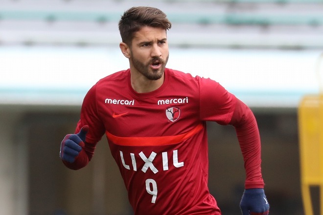 鹿島アントラーズ　エヴェラウド　ユニフォーム 日本の生活は…」昨季18得点、エヴェラウドが語る来日2年目の決意