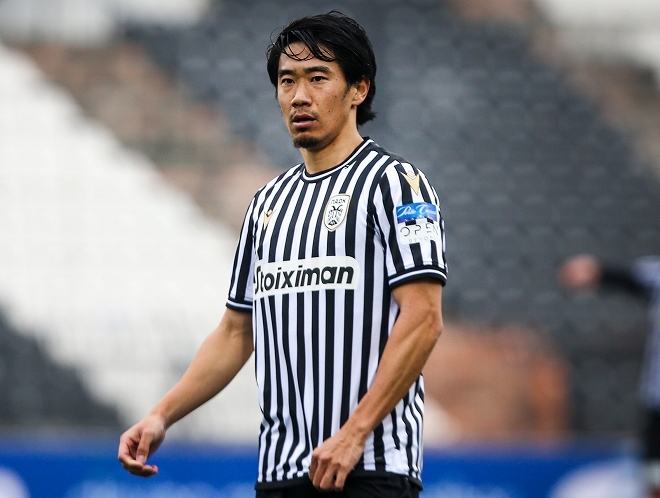 リーグ戦初先発の香川真司、屈辱のHT交代。劇的展開の裏でいったい何が