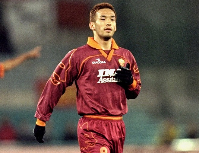 アジア最高の才能 ベッカムに匹敵 中田英寿が残した衝撃を英誌が回想 世界で最も市場性のある選手 と紹介 サッカーダイジェストweb