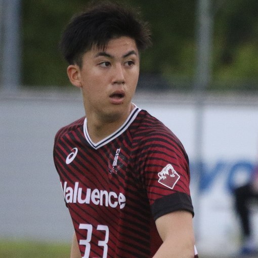 昨冬の選手権得点王が衝撃の大学デビュー戦ゴール！ 青森山田高卒の早