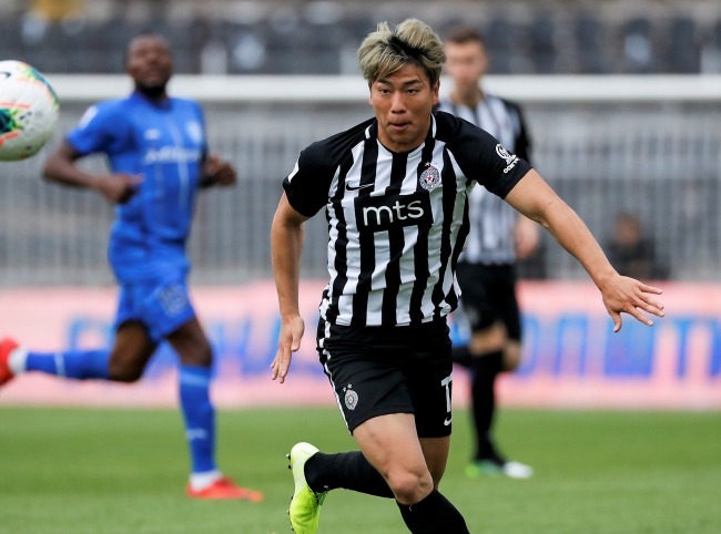 プロとして失礼で陰湿だ 浅野拓磨の契約解除にパルチザンのレジェンドが激怒 小笠原満男の元同僚 恩を仇で返した サッカーダイジェストweb