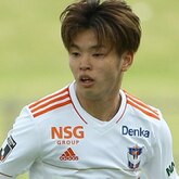 何回取られても 仕掛け続ける 開幕13戦無敗の首位新潟を牽引するドリブラー 本間至恩が目指すプレーヤー像 サッカーダイジェストweb 専門3誌のオリジナル記事が満載 ナウティスニュース