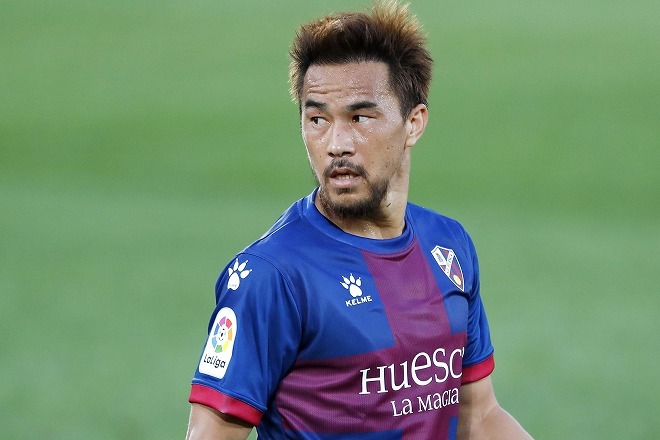 ウエスカ退団の岡崎慎司が新シーズンに向けて始動！ 食野亮太郎との